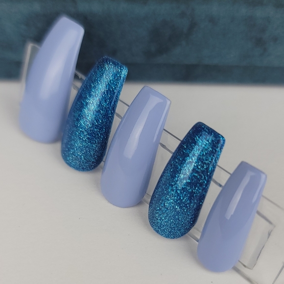 Glamour Nails (Press-on Nails) - Picture 5 of 5